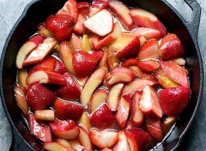 Strawberry Rhubarb Crumble & A Weekend At Serenbe
